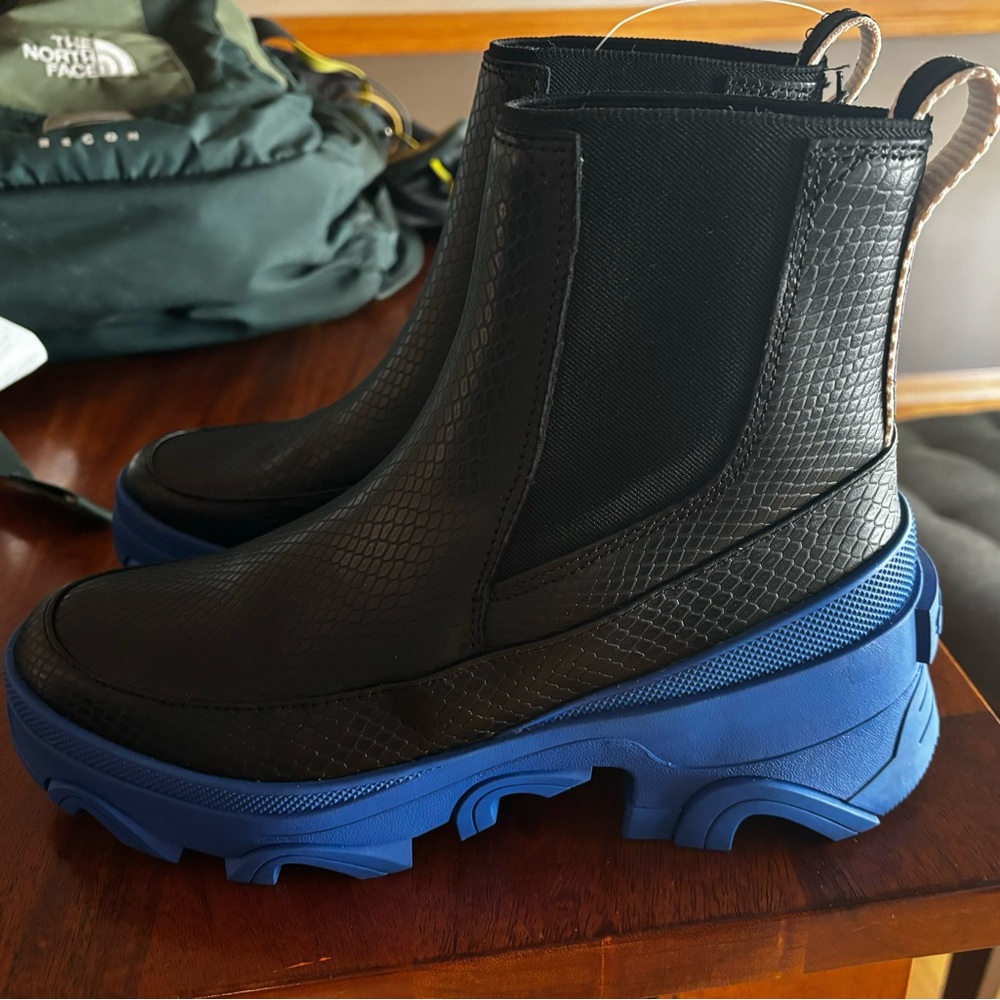 Sorel 8.5 Chelsea brex waterproof boots